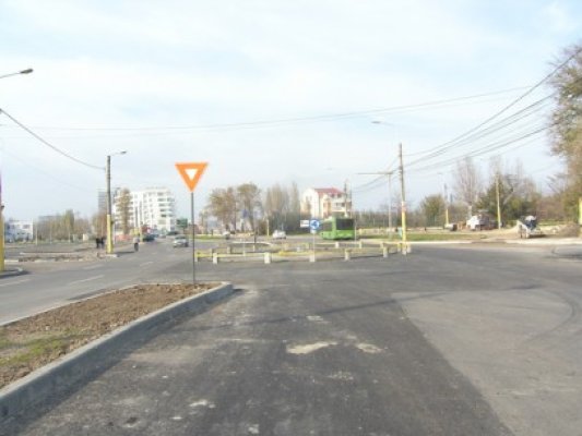 A apărut un nou sens giratoriu, la intrare în Mamaia!